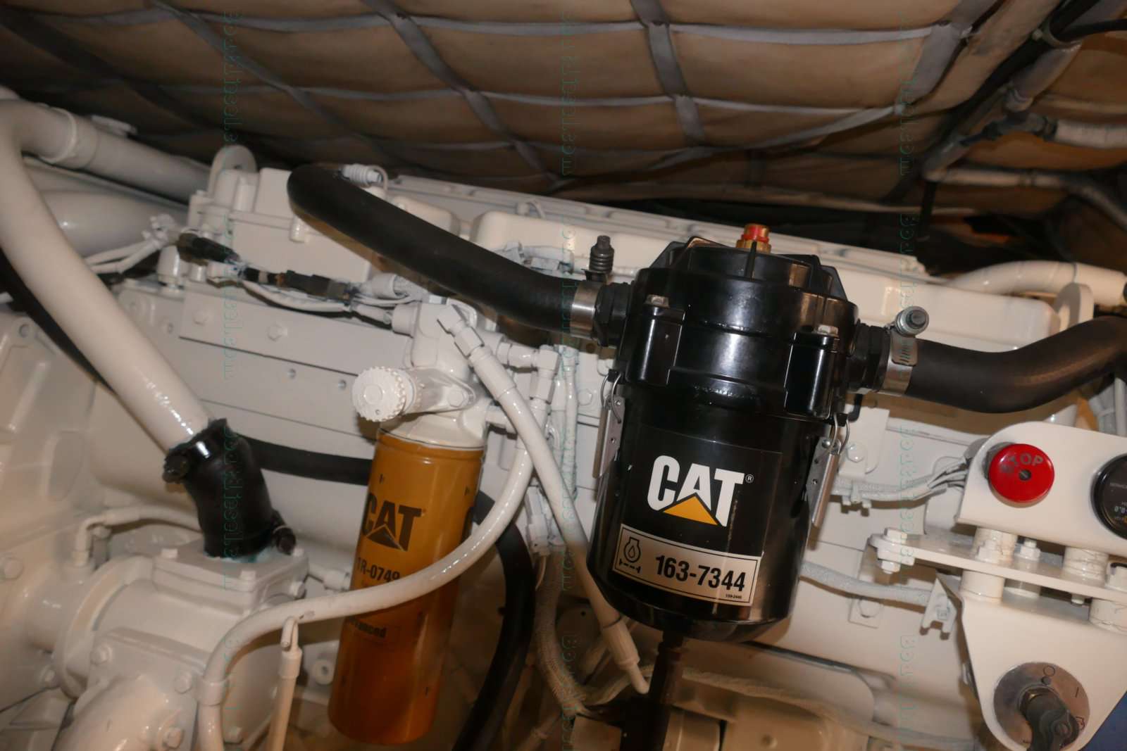 Caterpillar:3196 Series CAT 3196 Crankcase overpressure- blowby - oil spill